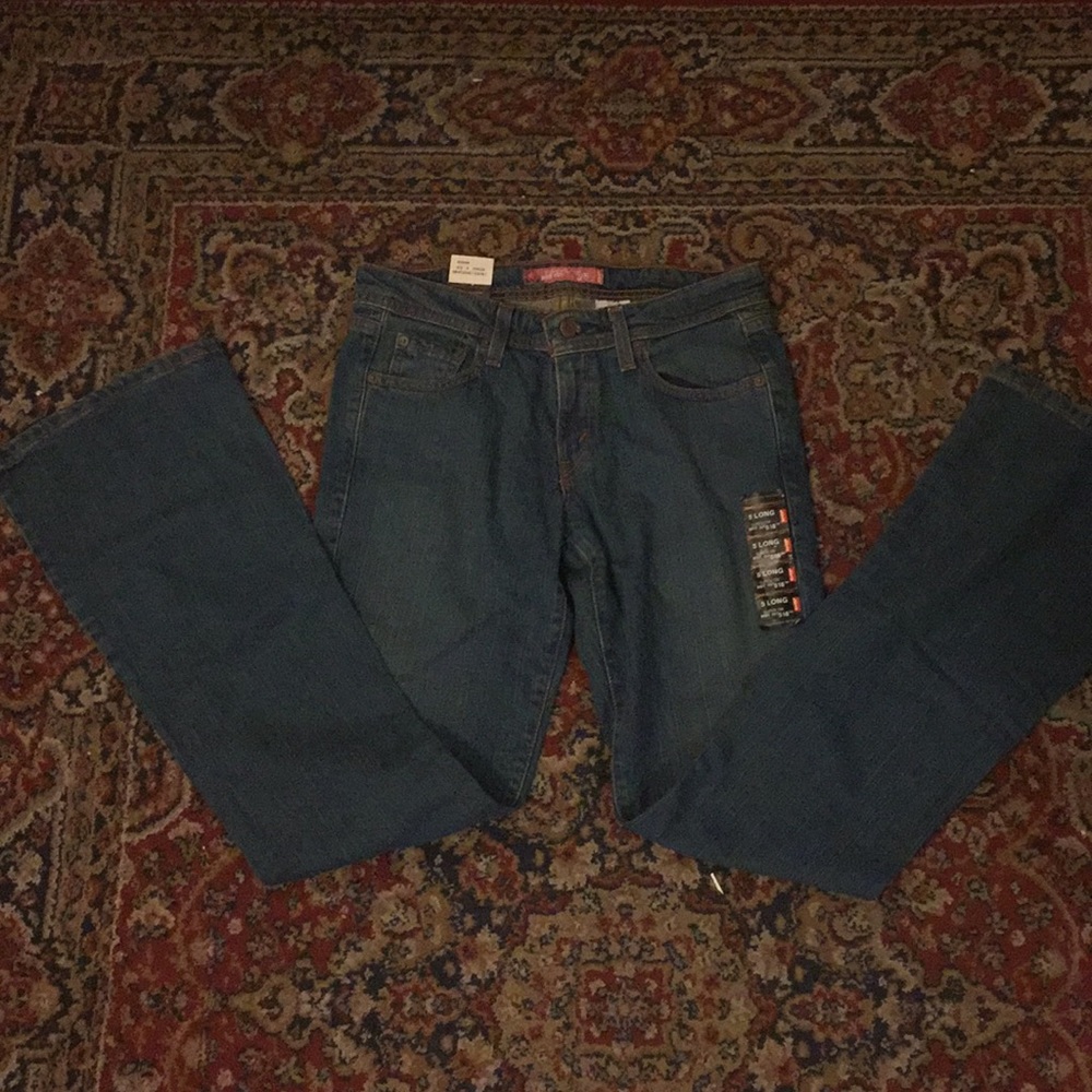 Women’s Levi 518 size 5 long